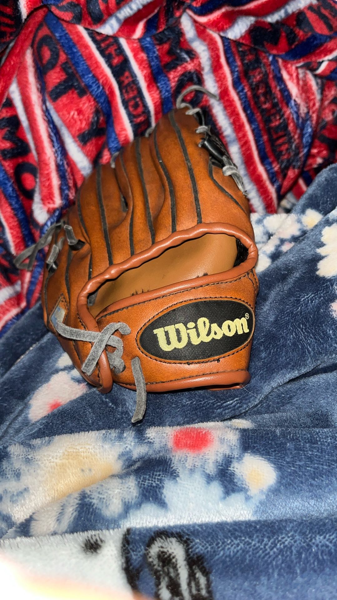 Wilson Baseball Glove Size 9’0