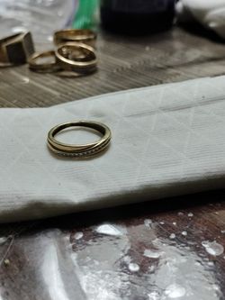 Anillo De Mujer De Oro De 14 Kilates Con Diamantes 