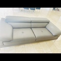 Modern Gray Reclining Sofa – Minor Flaw, Great Deal!