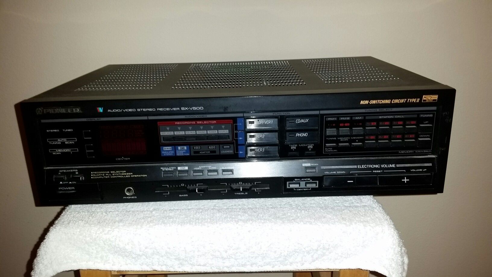 Pioneer Stereo Receiver (80 W)