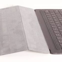 Apple Smart Keyboard for iPad Pro 1st or 2nd Gen 12.9" A1636 MJYR2LL/A