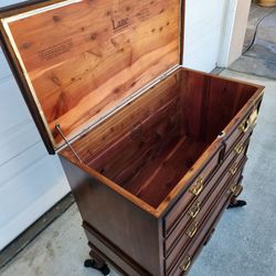 Antique Lane Cedar Chest! 