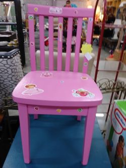 Pretty Pink Strawberry Shortcake chair