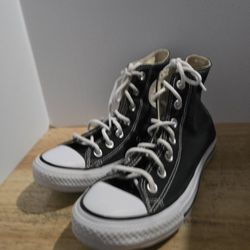 Converse Chuck Taylor high tops