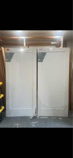 Interior shaker doors 36x80 solid core Bedroom doors closet doors barn doors  I have (2) door available single panel shaker doors 36x80 solid core woo