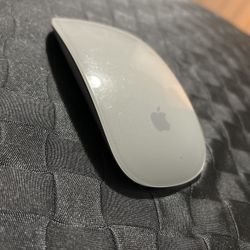 Apple Magic Mouse 