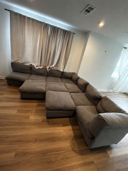 Large Comfy Sectional Couch