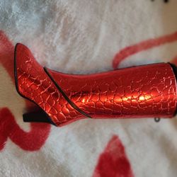 Mani Pedi Items In a BOOT