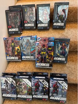 GI Joe action figures (various)