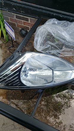 2- Halogen type headlights   RH and LH