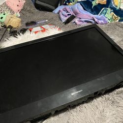 Emerson 32 Inch TV with Wall Mount