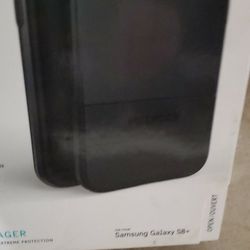 Sámung 8+ Case
