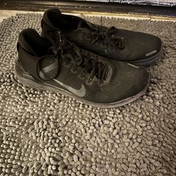 Nike black running shoes size 10
