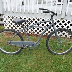 Large Frame 26 Inch Beach Cruiser Bike Ready To Ride With New Chain