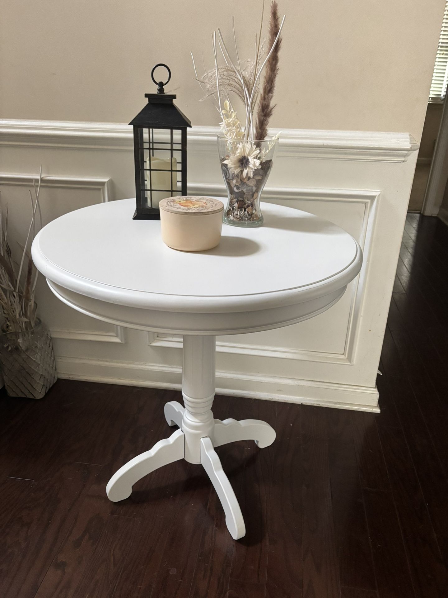 Accent Table