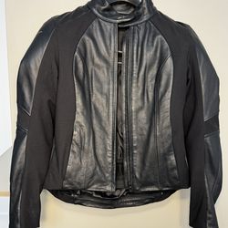 🏍️ Alpinestars Vika Women’s Leather Motorcycle Jacket – Size 8 (EU 44) | Black