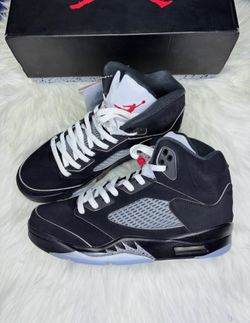 Jordan 5’s Metallic