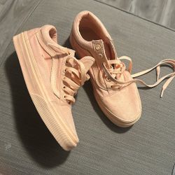 Vans Woman’s Size 6