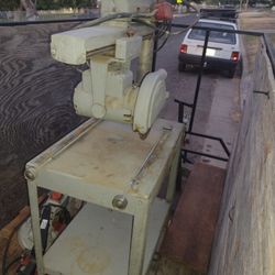 Delta Arm Saw With Stand