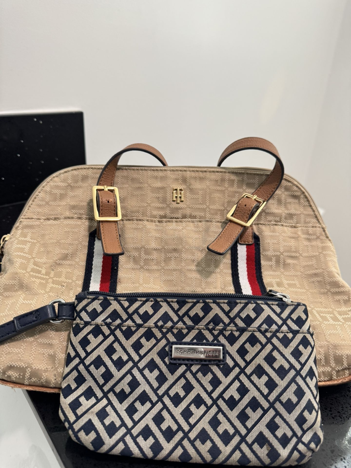 Purse And Wallet