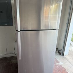 Whirpool Refrigerator