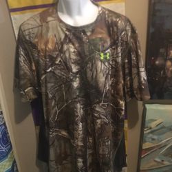 Under Armour Shirt Xl $30