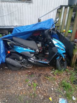 Italica spectra 50cc moped