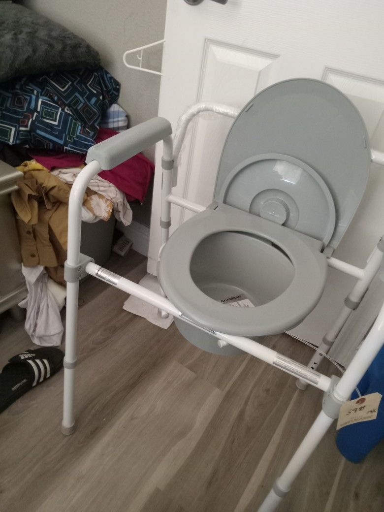 Portable Toilet New Never Used $50