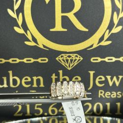 14K GOLD DIAMOND RING 