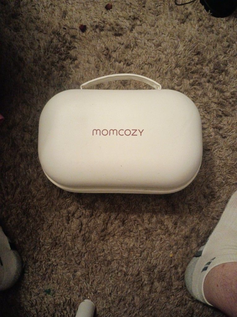 Momcozy Breast Pump