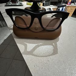 Meta Glasses 