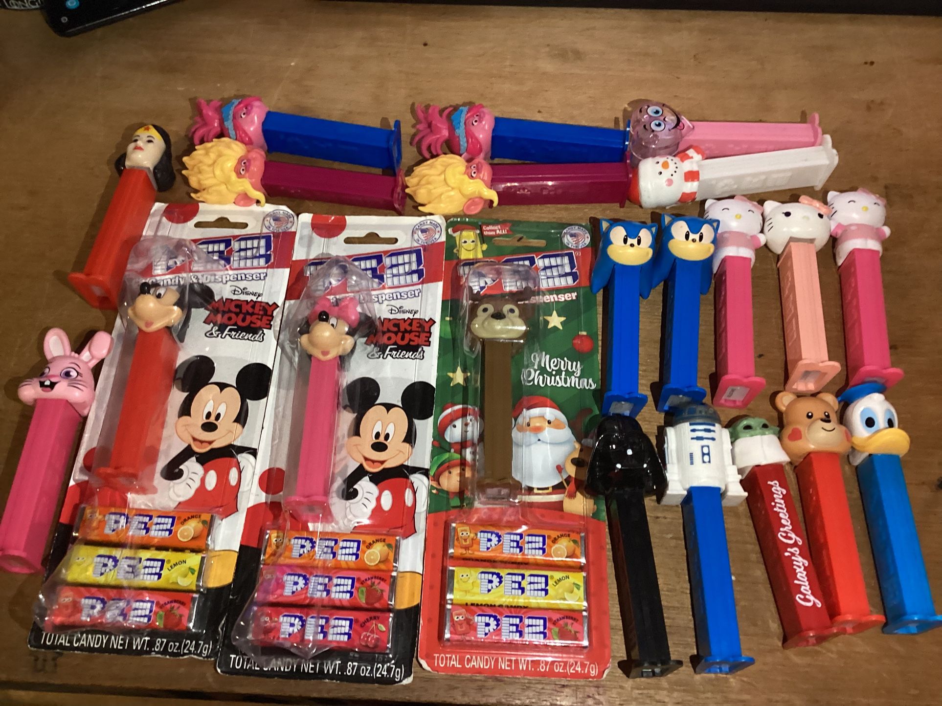 21 Boxed and Loose Pez Dispensers with Wonder Woman disney star wars and more