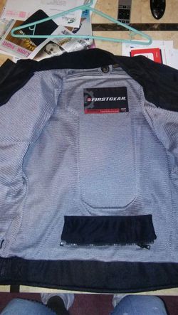Bikers jacket with pads and mesh