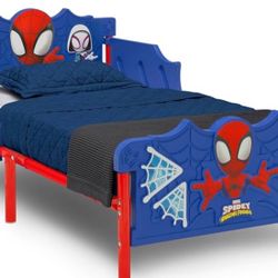 Toddler bed