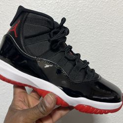 Jordan 11 Retro Bred