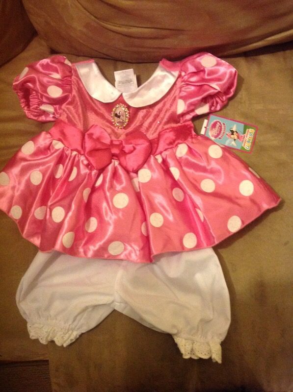 Minnie Mouse outfit NEW