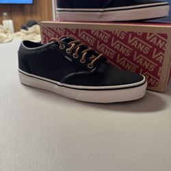 Low Top Vans 