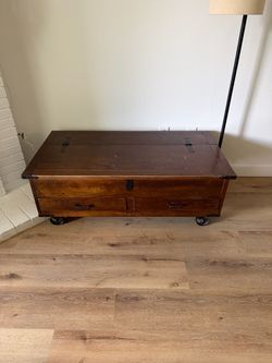 Coffee table storage