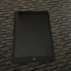 Apple iPad (128gb) 7th Gen + APPLE CARE