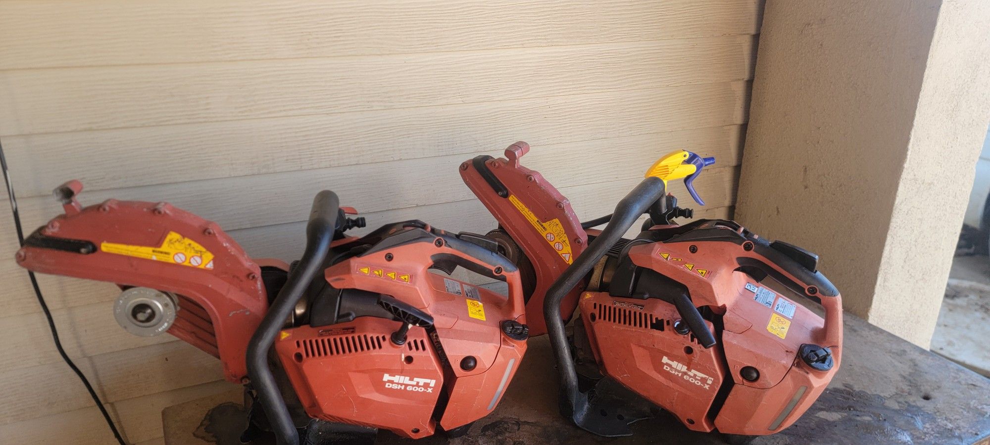 2 Serruchos Hilti 600 Semi Nuevos 12 Pulgadas 