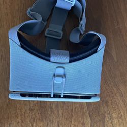 Google Daydream View