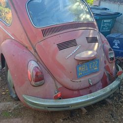 1970 VW Bug Parting Out