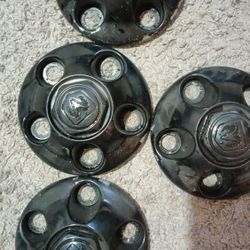 2006 Dodge Ram Caps