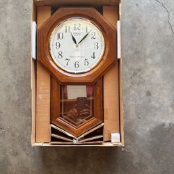 SEIKO Westminster Wellington Wall Clock