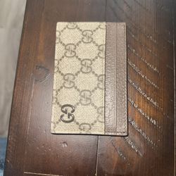 gucci card holder
