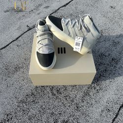 FEAR OF GOD ATHLETICS x ADIDAS I BASKETBALL ‘SESAME CARBON’