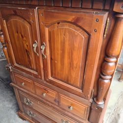 Good Quality Dresser And chest Restoration Ready $150 Both