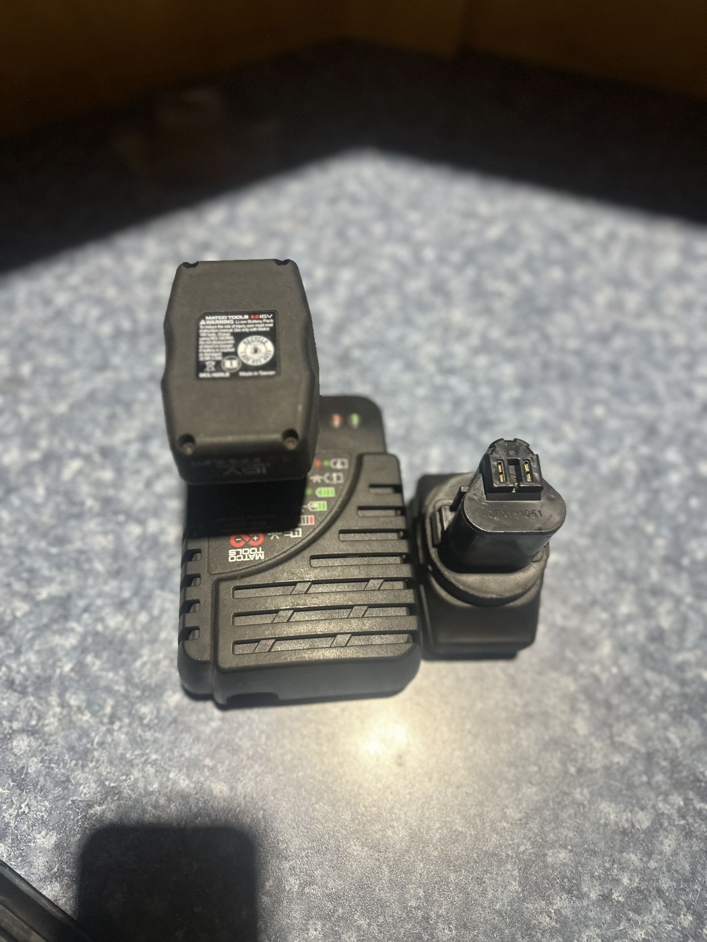 Matco Tools Batteries And Charges 16V
