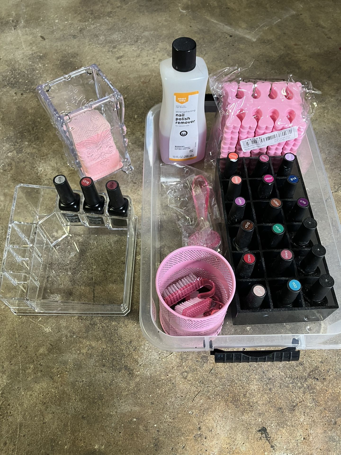Nail Supplies