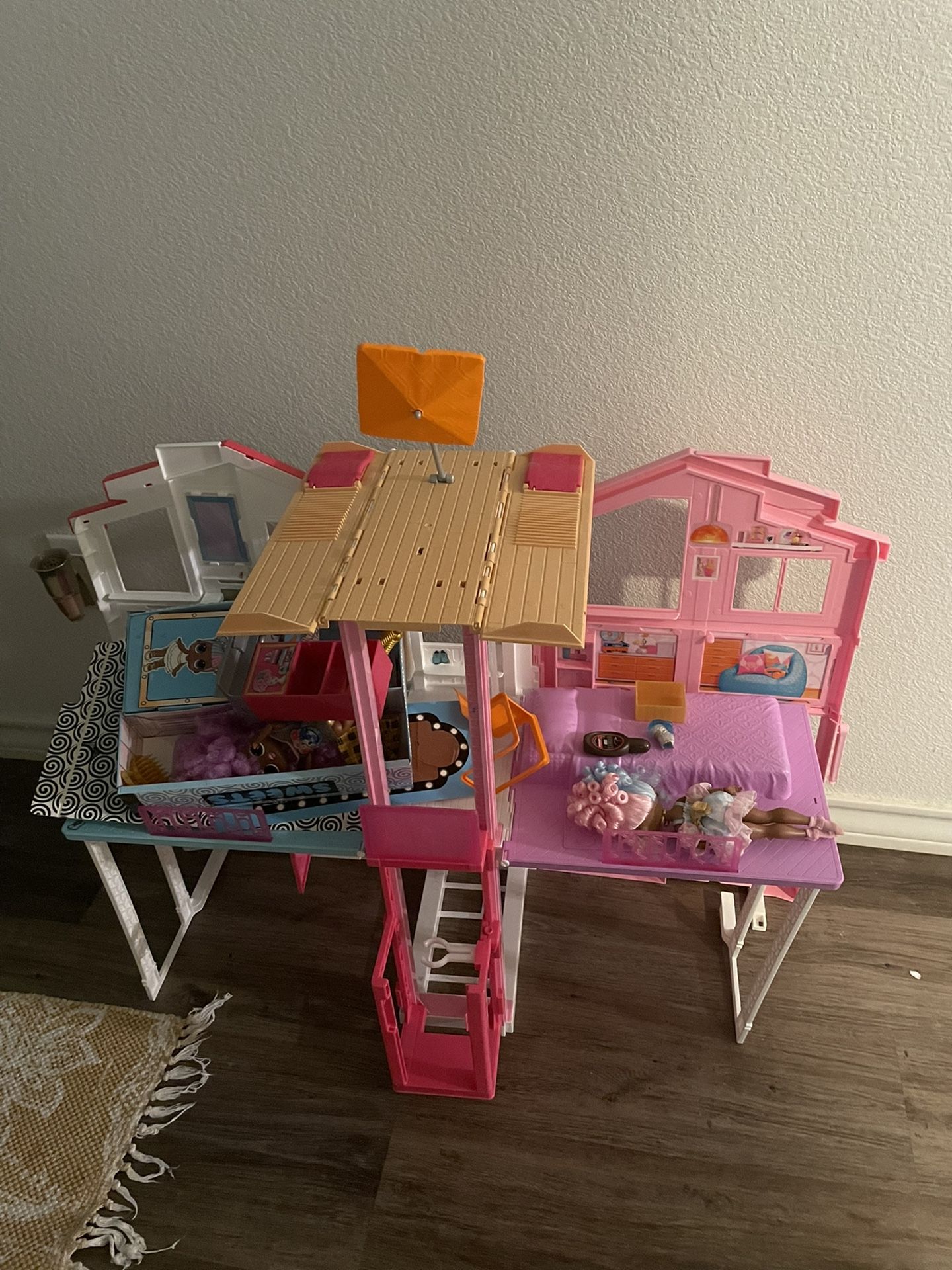 Barbie House